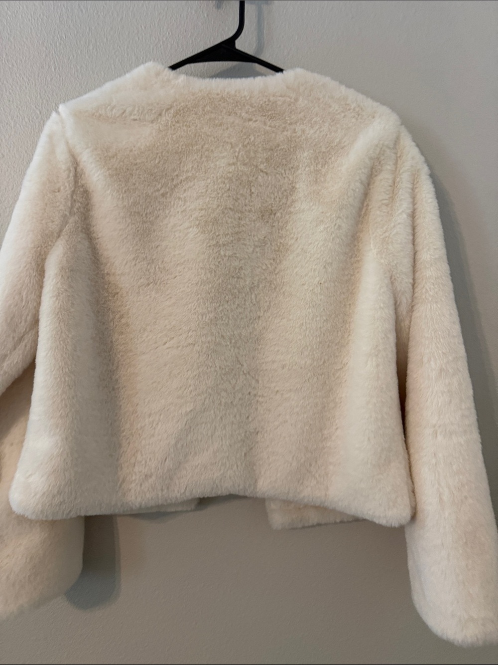 Ladies' Cream Faux Fur Jacket Go Back In time pinup ! - Picture 4 of 4